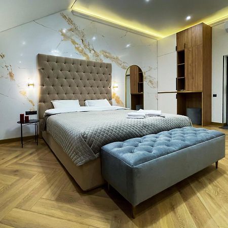 Myfreedom Lux Апартаменти Центр Вул Євгена Чикаленка 33 М Хрещатик Kiev Esterno foto
