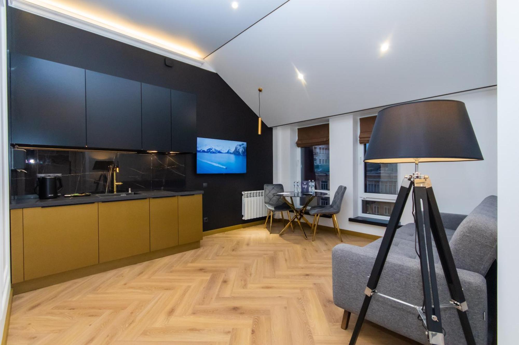 Myfreedom Lux Апартаменти Центр Вул Євгена Чикаленка 33 М Хрещатик Kiev Esterno foto
