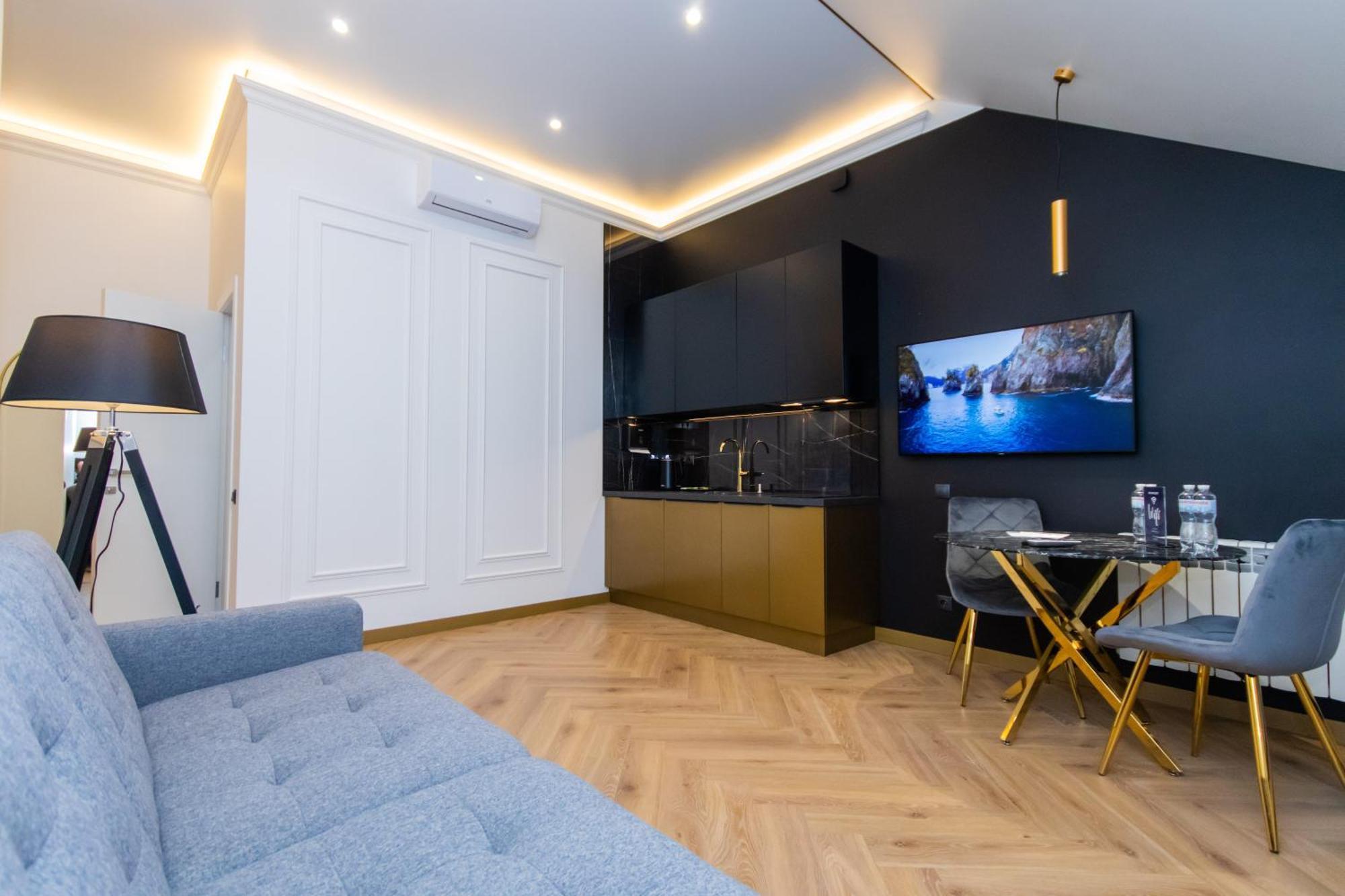 Myfreedom Lux Апартаменти Центр Вул Євгена Чикаленка 33 М Хрещатик Kiev Esterno foto