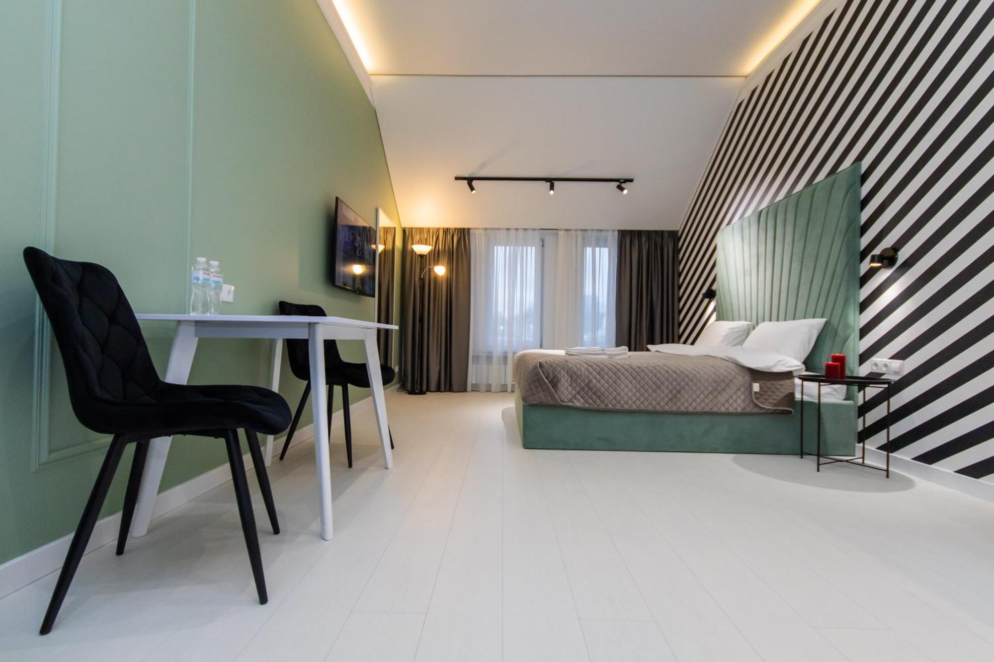 Myfreedom Lux Апартаменти Центр Вул Євгена Чикаленка 33 М Хрещатик Kiev Esterno foto