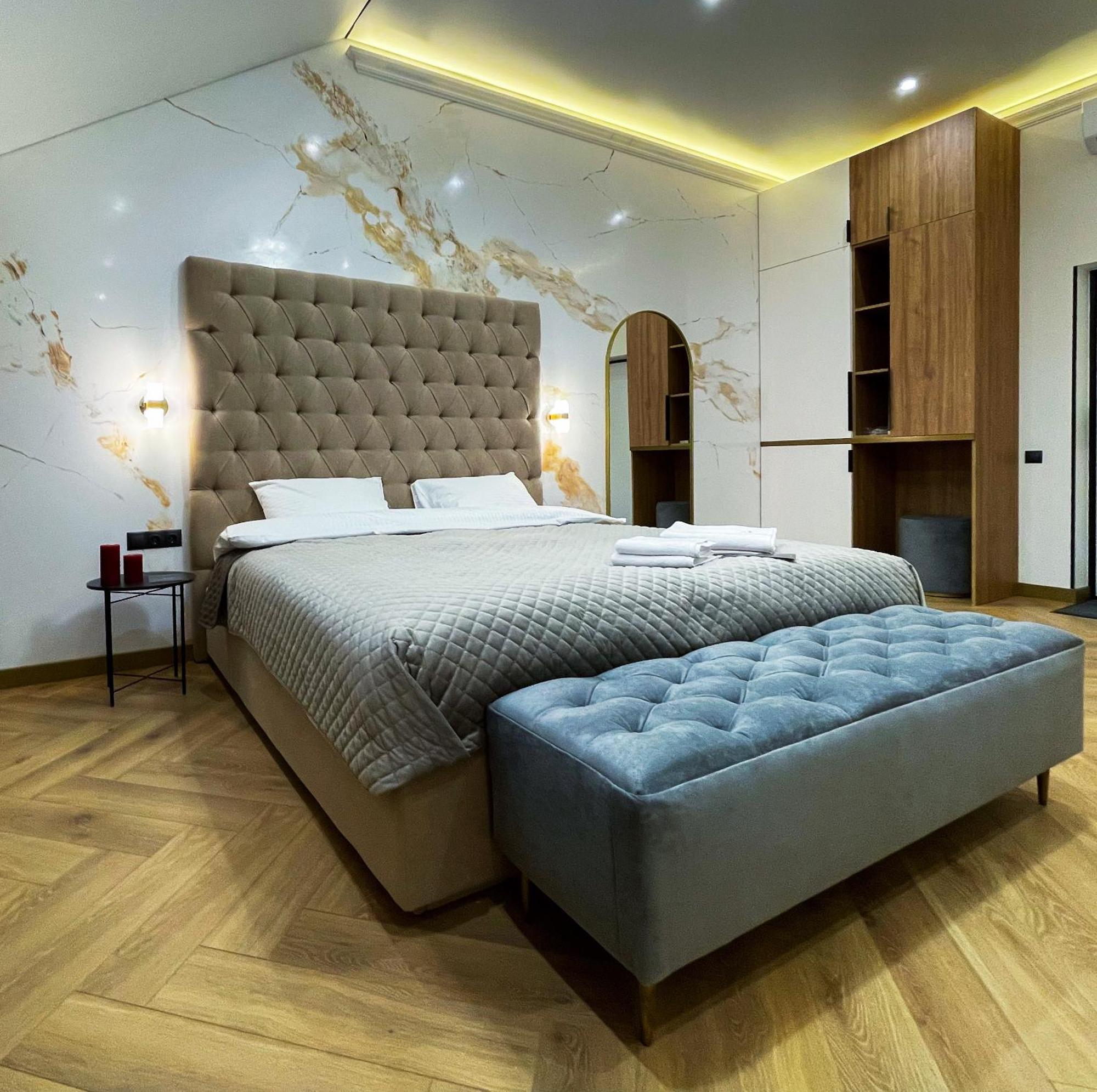 Myfreedom Lux Апартаменти Центр Вул Євгена Чикаленка 33 М Хрещатик Kiev Esterno foto
