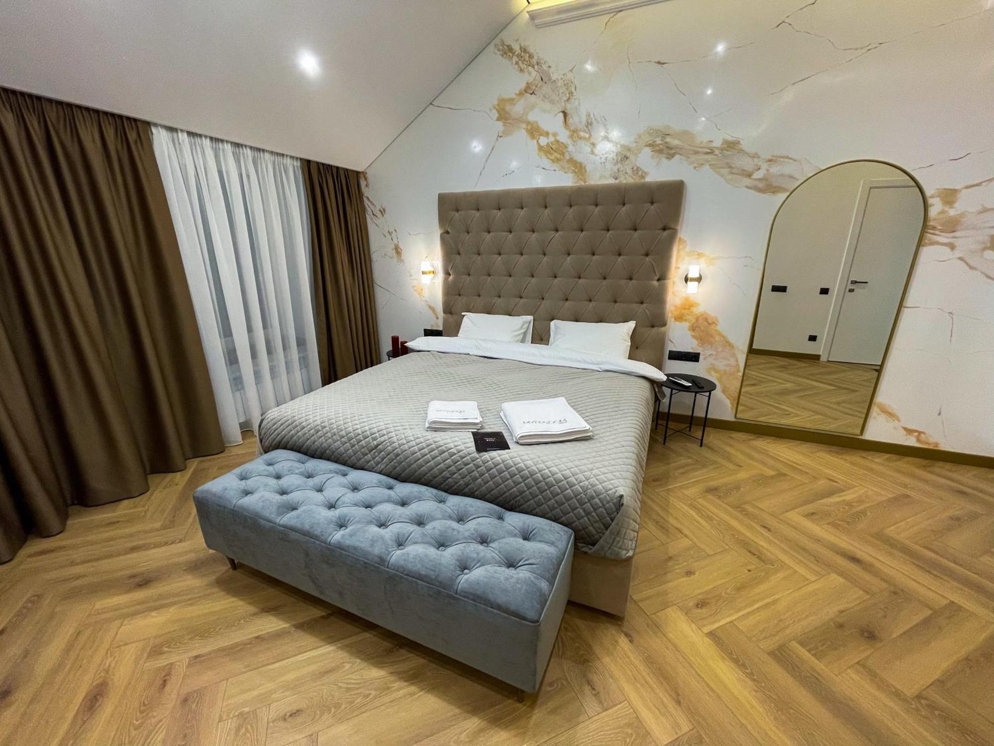 Myfreedom Lux Апартаменти Центр Вул Євгена Чикаленка 33 М Хрещатик Kiev Esterno foto