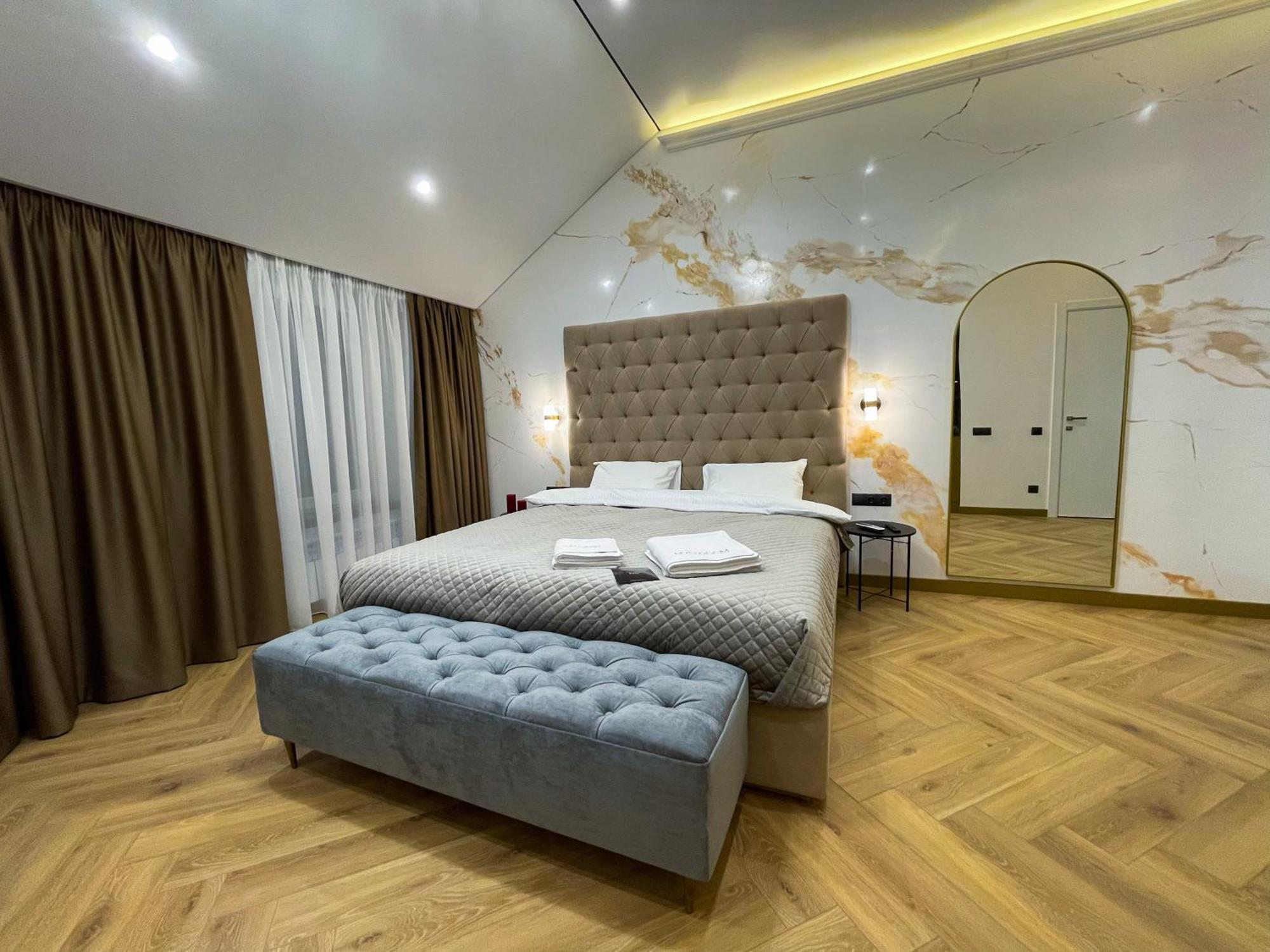 Myfreedom Lux Апартаменти Центр Вул Євгена Чикаленка 33 М Хрещатик Kiev Esterno foto