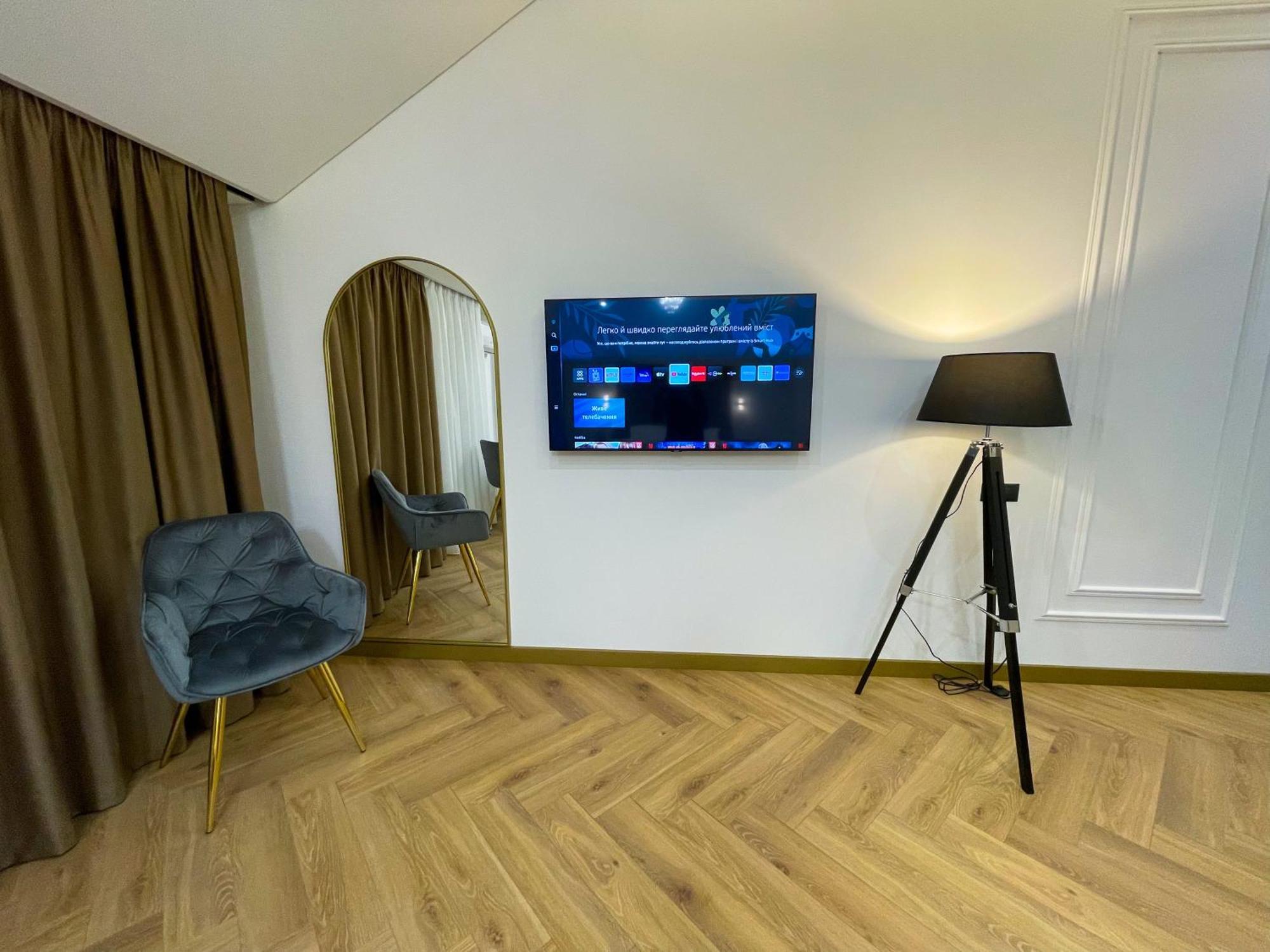 Myfreedom Lux Апартаменти Центр Вул Євгена Чикаленка 33 М Хрещатик Kiev Esterno foto
